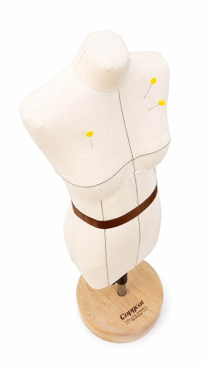 Maniquí a escala 50% - Imagen 6